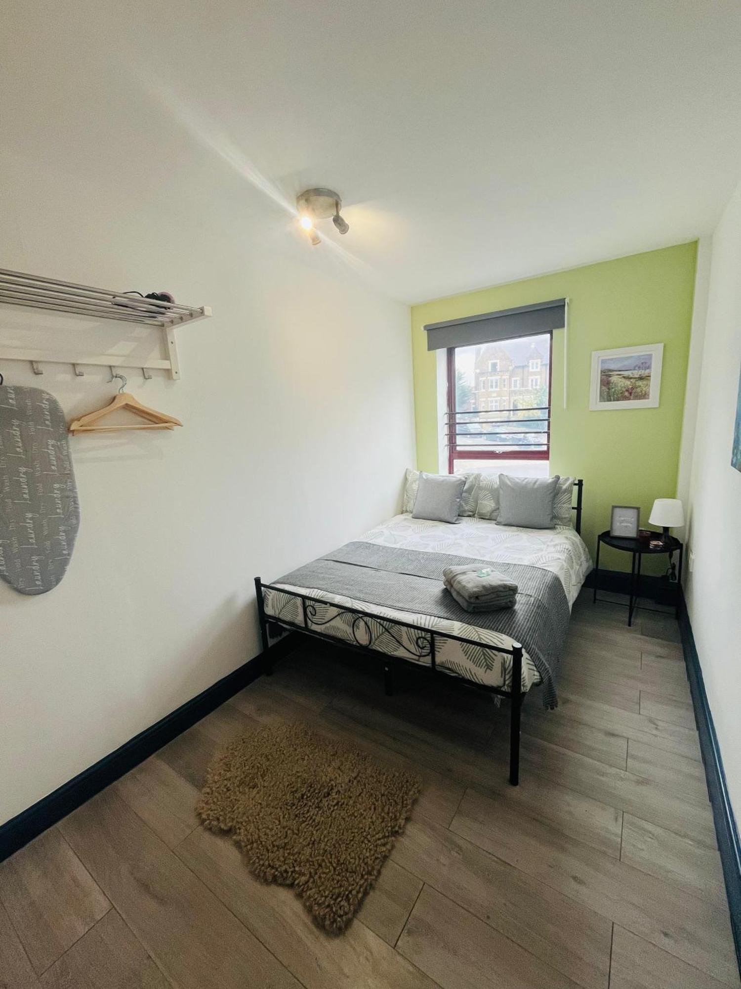 London Budget Rooms 603 Rum bild