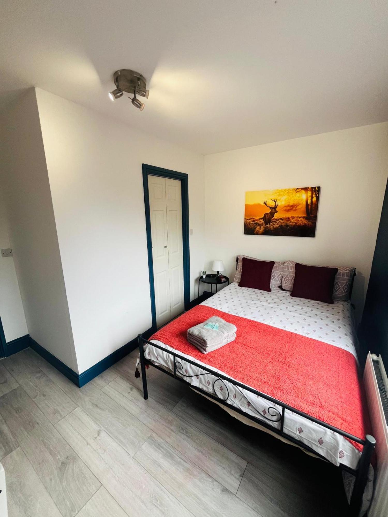 London Budget Rooms 603 Rum bild