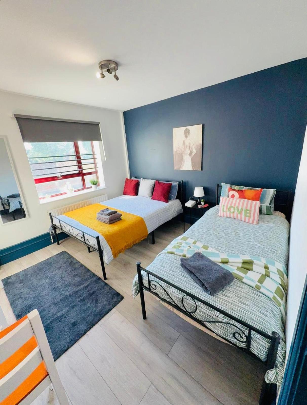 London Budget Rooms 603 Rum bild